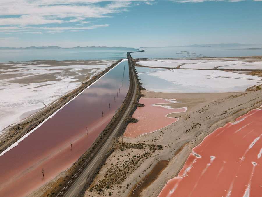 Great Salt Lake Surprise: Scientists Discover Massive Freshwater Reservoir Beneath Salty Waters