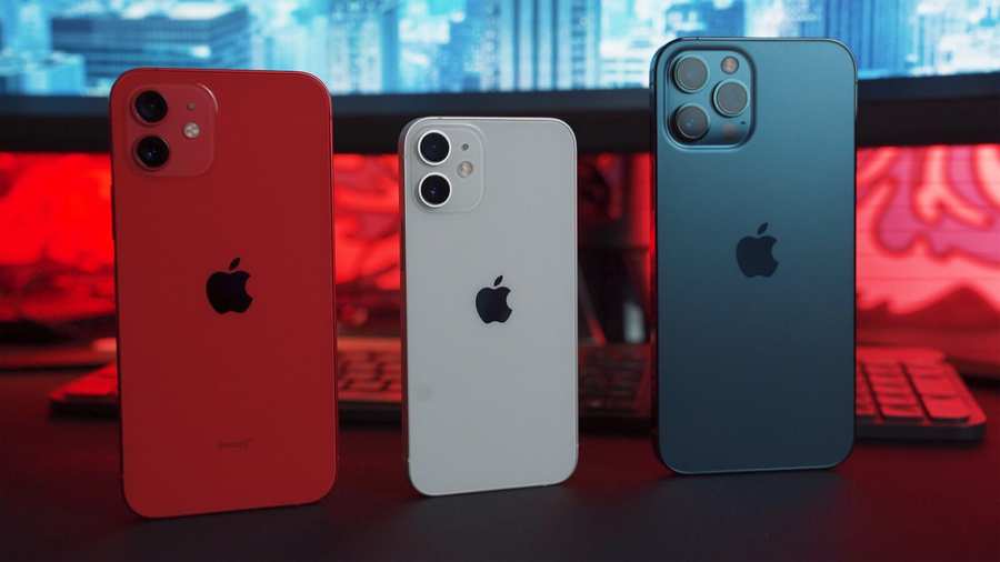 Apple’s AI Strategy: Siri to Integrate Third-Party Chatbots in iOS 27