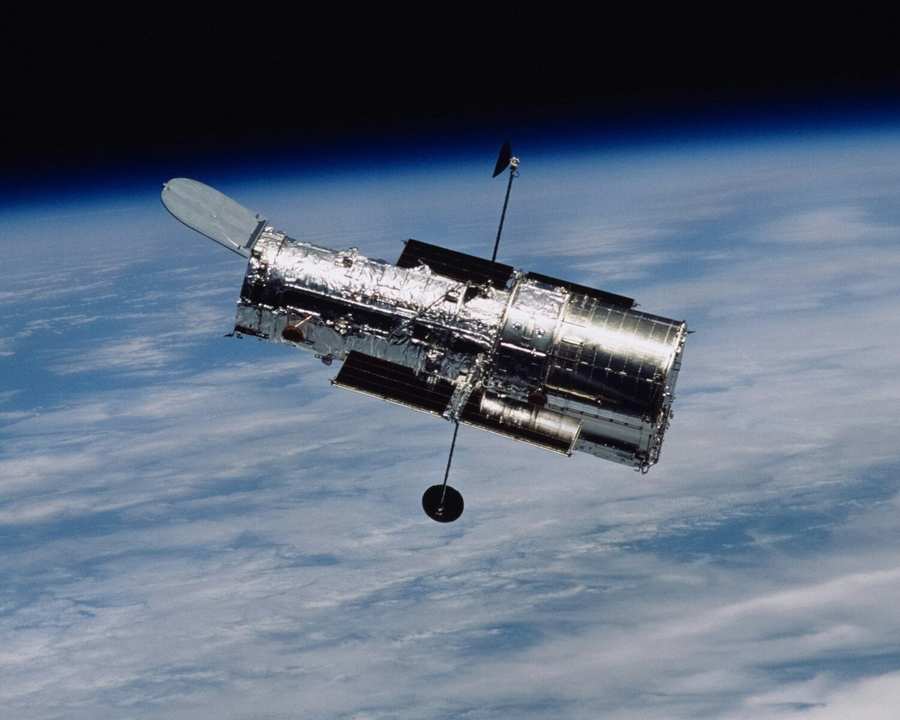 Hubble Space Telescope Revisits Crab Nebula After 25 Years, Reveals Stunning Changes