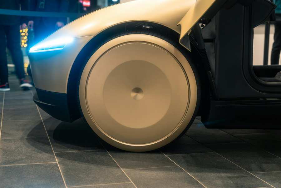 Tesla Reveals Plans for Fully Autonomous Robotaxi Network