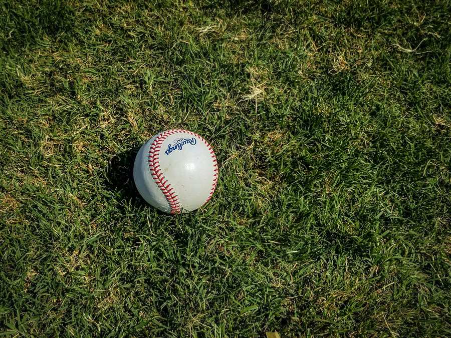 Guardians Edge Out Orioles 4–2 Behind Strong Pitching in Cleveland
