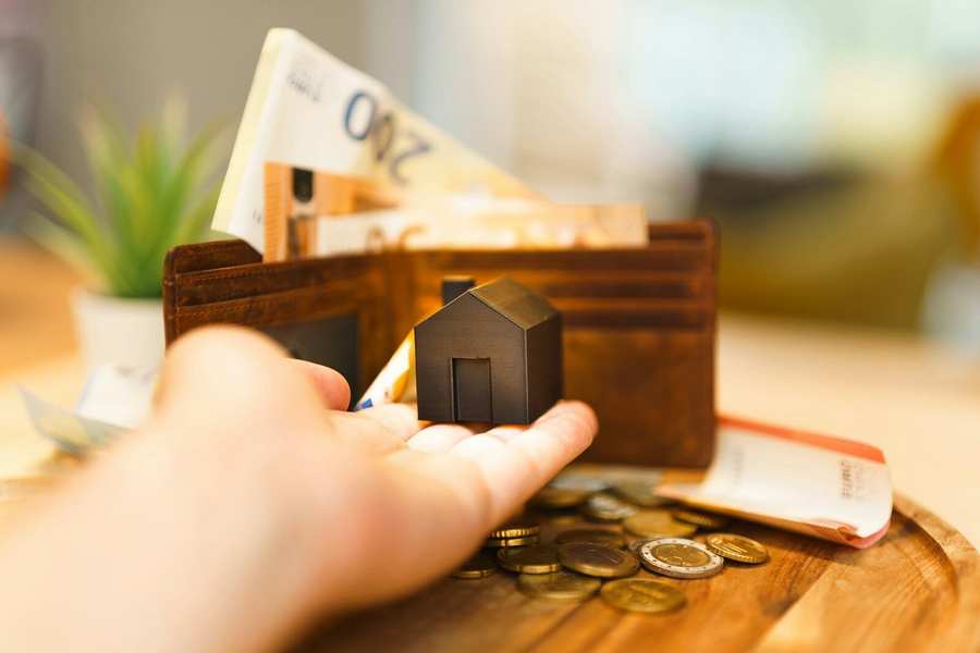 Mortgage Rates: National Average Drops to 24-Month Low, Triggering Real Estate Activity