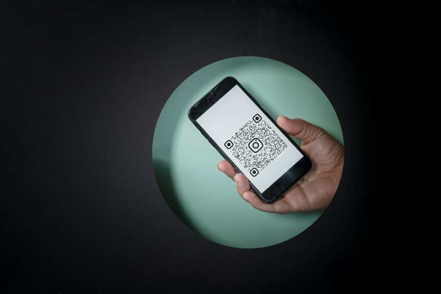 QR Code Scam Alert: Scanning the Wrong Code Can Empty Your Bank Account ...