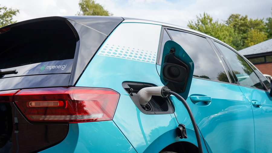india EV Launch April 2026: Mahindra XEV 9e Cineluxe, Suzuki e Vitara, and Tata Sierra EV Timeline